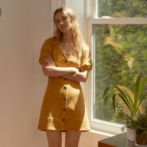 Madewell Texture & Thread puff-sleeve dress